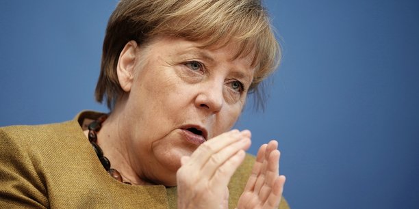 Angela Merkel s'exprimait ce mardi lors du Forum de Davos 2021 au sujet de la course aux vaccins et des risques entrainés par un manque de coopération internationale.
