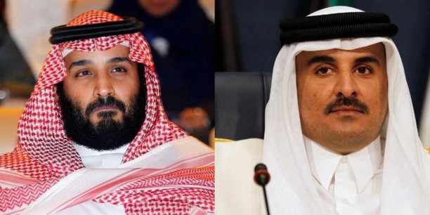 De gauche à droite, le prince héritier saoudien Mohammed ben Salmane et l’émir du Qatar Tamim bin Hamad Al-Thani.