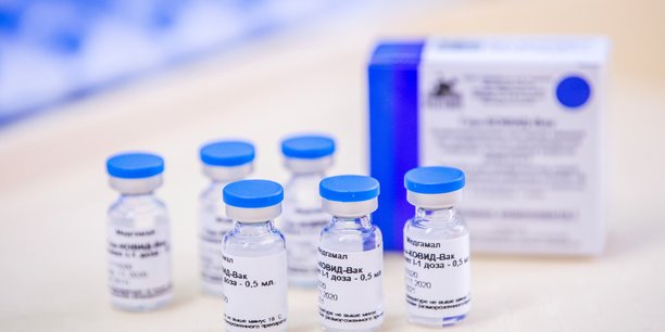Coronavirus: la russie approuve son troisieme vaccin[reuters.com]