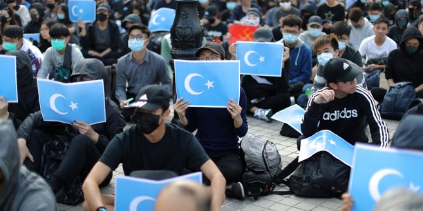 Le traitement des ouighours en chine est un genocide, dit le parlement neerlandais[reuters.com]