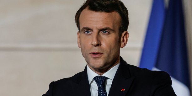 Macron veut encourager le mentorat pour les jeunes[reuters.com]