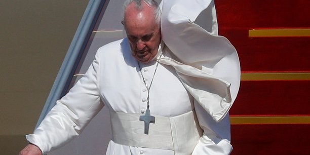 Le pape francois est arrive en irak dans le cadre d'une visite a haut risque[reuters.com]
