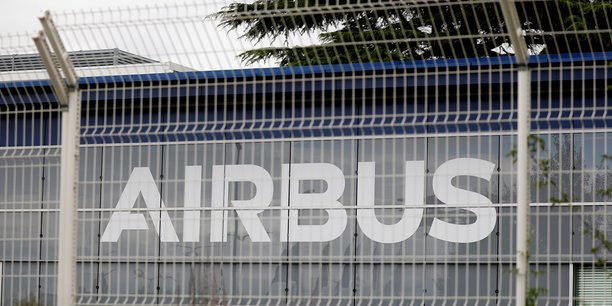 Début 2020, l’entreprise Airbus est parvenue à un accord avec les tribunaux américain, britannique et français qui lui a permis d’éviter de délivrer certaines informations confidentielles.