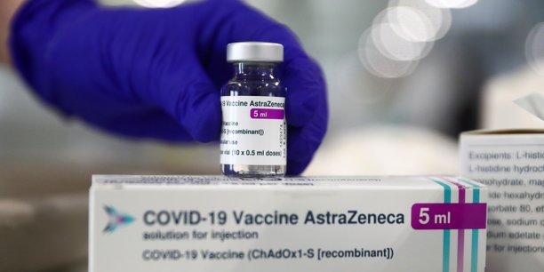 Parmi les personnes vaccinées, il y a un nombre de cas de thromboses cérébrales chez les personnes jeunes supérieur à ce à quoi nous nous attendrions. Cela nous devrons le dire a assuré Marco Cavaleri, responsable de la stratégie sur les vaccins à l'Agence européenne des Médicaments (EMA) dans son interview publiée mardi dans le quotidien italien Il Messagero.