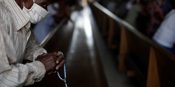 Sept ecclesiastiques catholiques, dont deux francais, enleves a haiti[reuters.com]