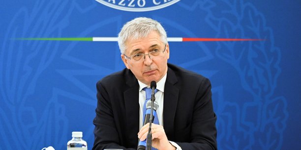 Italie: le ministre de l'economie evoque une contraction du pib de 1,2% au 1er trimestre[reuters.com]
