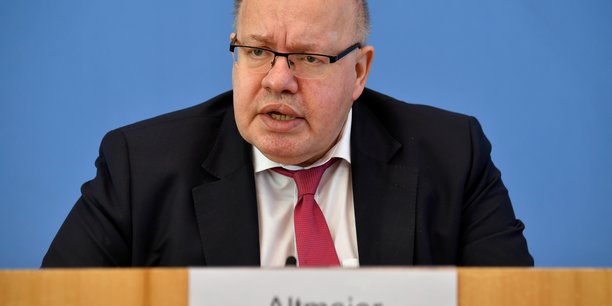 German economy minister altmaier presents updated gdp growth forecast[reuters.com]