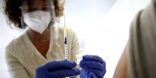 Coronavirus: les usa devraient autoriser le vaccin pfizer pour les 12-15 ans[reuters.com]