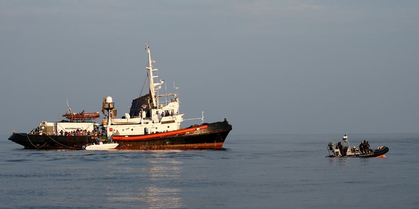 Plus de 1.400 migrants arrivent sur l'ile italienne de lampedusa[reuters.com]