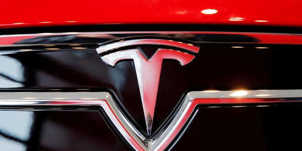 Tesla est a suivre a la bourse de new york[reuters.com]
