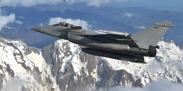 Le Rafale de Dasault Aviation est en compétition en Suisse face à l'Eurofighter Typhoon (BAE Systems, Airbus et Leonardo), au F/A-18 Super Hornet (Boeing) et au F-35A (Lockheed Martin).