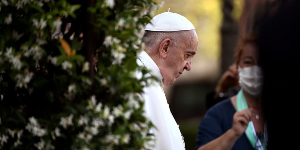 Le pape revise le droit canonique, nouvelles sanctions pour les abus sexuels[reuters.com]