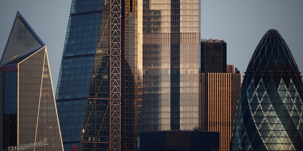 Londres souhaite exempter la City de la future taxe mondiale sur les sociétés, selon le Financial Times.