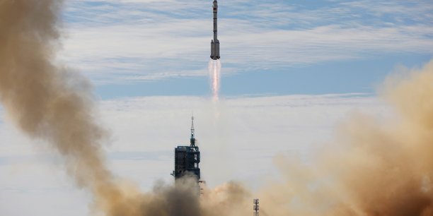 Chine: lancement du vaisseau spatial shenzhou-12[reuters.com]