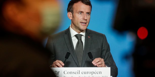 Macron salue l'accord europeen sur une approche volontariste face a la russie[reuters.com]