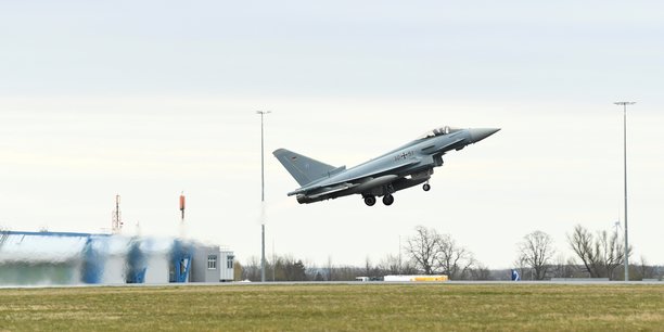 Le gouvernement suisse doit choisir mercredi entre l'Eurofighter, le Rafale du français Dassault, le F/A-18 Super Hornet de Boeing et le F35-A Lightning II de Lockheed Martin pour le remplacement de sa flotte d'avions de combat.