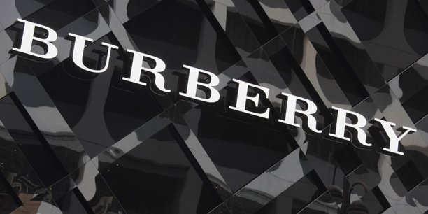 Les ventes de Burberry ont augmenté de +90% au premier trimestre 2021 par rapport à la même période en 2020 et celles de Richemont de +121%.
