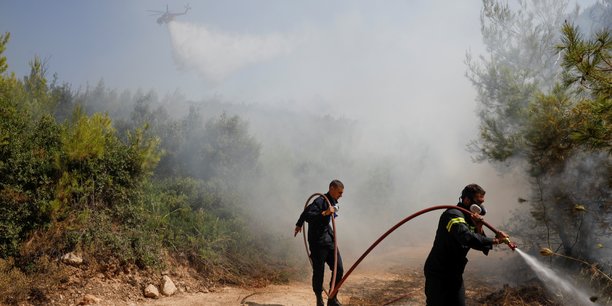 Troisieme jour d'incendies en grece, olympie sauvee des flammes[reuters.com]