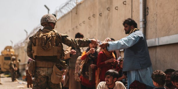 Un evacue afghan en garde a vue en france[reuters.com]