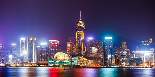 La place de Hong Kong se déclare peu exposée au risque Evergrande, malgré la suspension des actions du groupe.