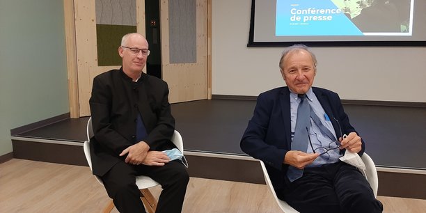Jacques Archimbaud, président de la commission particulière du débat public dédiée à Horizeo (à droite) et François Gillard, membre de la commission (à gauche).