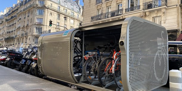 Altinnova a installé et exploite 50 abris sécurisés résidentiels à Paris, un créneau en plein boom accompagné non seulement par la loi LOM, mais aussi, plus largement, par le lancement d'une mission parlementaire jeudi dernier pour la relocalisation de la filière vélos.