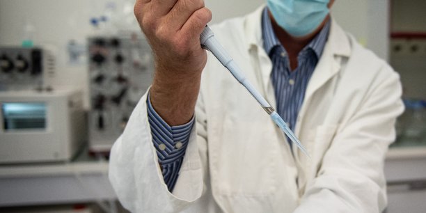 Le nouveau vaccin par voie nasale a mobilisé une quinzaine de chercheurs de l'unité Biomap de l'INRAE de Tours. (INRAE/Bertrand NICOLAS)