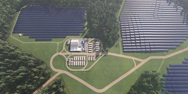 Le projet CEOG, en Guyane, associe électricité photovoltaïque et stockage grâce à l'hydrogène pour assurer une production d'énergie continue.