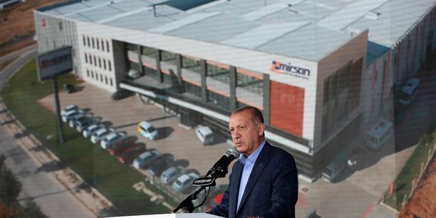 Ambassadeurs: erdogan accuse en turquie de chercher a detourner l'attention[reuters.com]