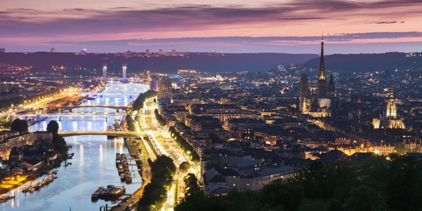 Dans la compétition que se livrent entre elles les métropoles pour attirer talents et investissements, Rouen use du levier fiscal.