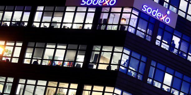 Sodexo vise une amelioration de son chiffre d'affaires et de sa marge en 2021-2022[reuters.com]