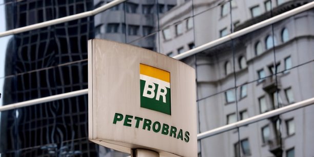 Bolsonaro evoque une privatisation de petrobras[reuters.com]