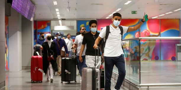 Coronavirus: l'arabie saoudite suspend ses liaisons aeriennes avec sept nouveaux pays[reuters.com]