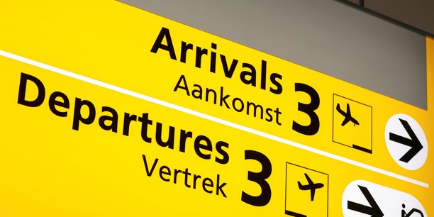 Coronavirus : 13 cas de variant omicron parmi des passagers a amsterdam[reuters.com]