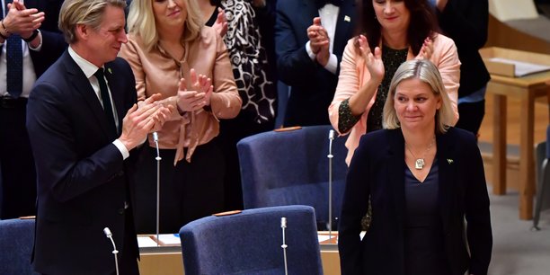 Suede: magdalena andersson designee premiere ministre pour la deuxieme fois[reuters.com]