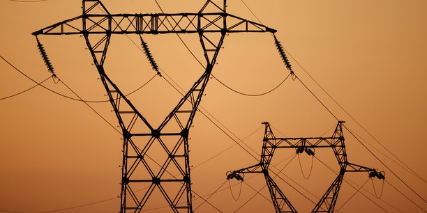 Paris prevoit de nouvelles mesures pour freiner la hausse des prix de l'electricite, selon des sources[reuters.com]