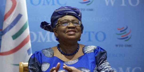 Première femme à diriger l'OMC, Ngozi Okonjo-Iweala plaide pour une diversification de la fabrication des produits essentiels.