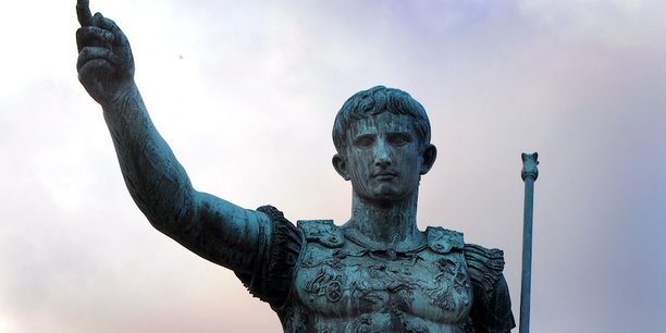 Statue du premier empereur romain, Auguste (né en 63 av. JC et mort en14 ap. J.-C.)