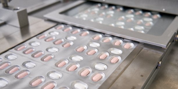 L'Agence européenne des médicaments a également approuvé mi-décembre la pilule de Pfizer.