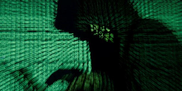 Ukraine: une vaste attaque informatique touche plusieurs sites gouvernementaux[reuters.com]