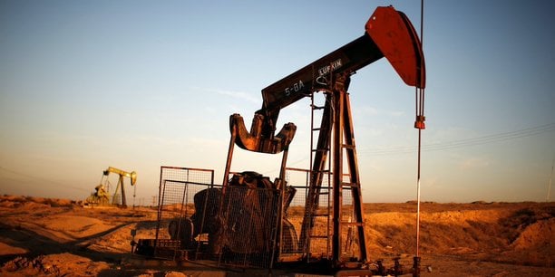 Le gouvernement iranien a annoncé ce dimanche une série de contrats d'une valeur de 13 milliards de dollars pour accroître sa production de pétrole (photo d'illustration).