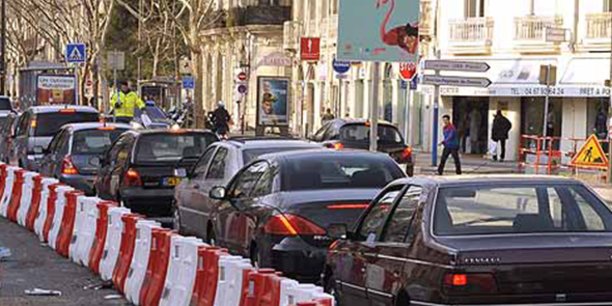 La Métropole de Montpellier consent quelques assouplissements des règles de la zone à faibles émissions, mais annonce renoncer à l'interdiction des véhicules diesel en 2028, comme elle l'avait initialement prévu.
