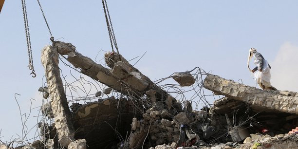 Yemen: la coalition saoudienne nie avoir frappe une prison de saada[reuters.com]