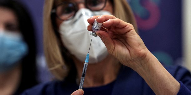 Israel: la 4e dose de vaccin offre plus de resistance chez les plus de 60 ans, selon une etude[reuters.com]