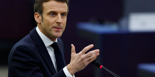Pour son seul meeting, Emmanuel Macron a préconisé de travailler davantage