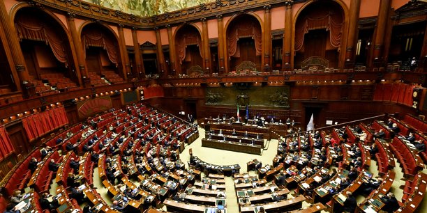 Grandes manoeuvres en italie en vue de l'election presidentielle[reuters.com]