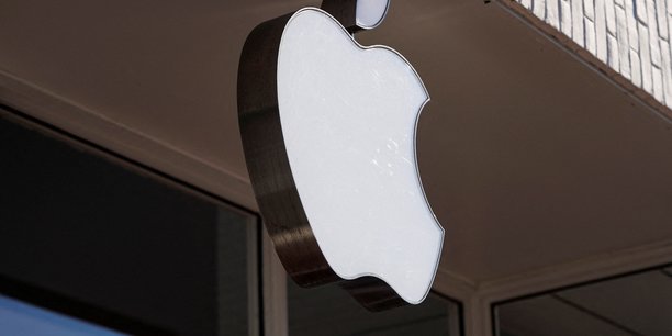 Apple annonce un chiffre d'affaires et un benefice superieur aux attentes[reuters.com]