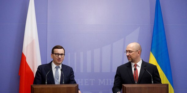 Ukraine, pologne et grande-bretagne preparent un pacte de securite trilateral, dit kiev[reuters.com]