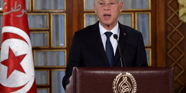 Le president tunisien dissout le conseil superieur de la magistrature[reuters.com]