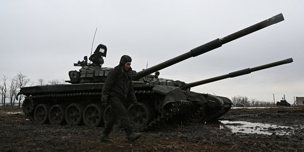 Moscou dit retirer des troupes, l'otan et kiev veulent des preuves[reuters.com]